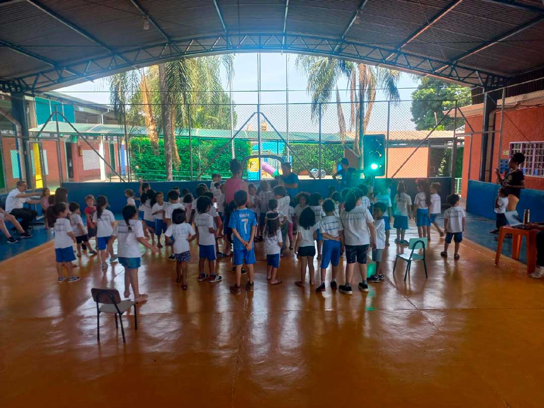 Programa Siga Consciente atende 114 alunos do bairro Campos Elíseos