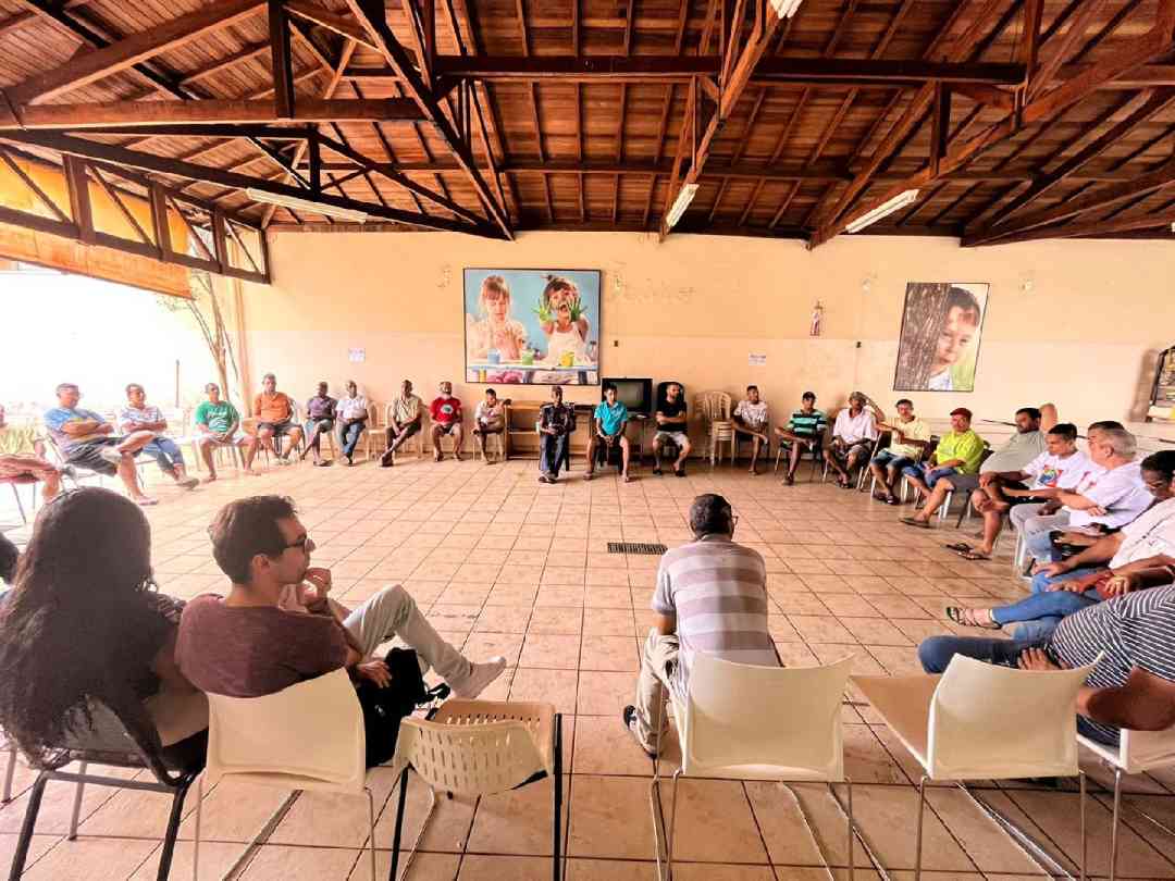 Ribeirão Preto discute população em situação de rua com representante do Ministério dos Direitos Humanos