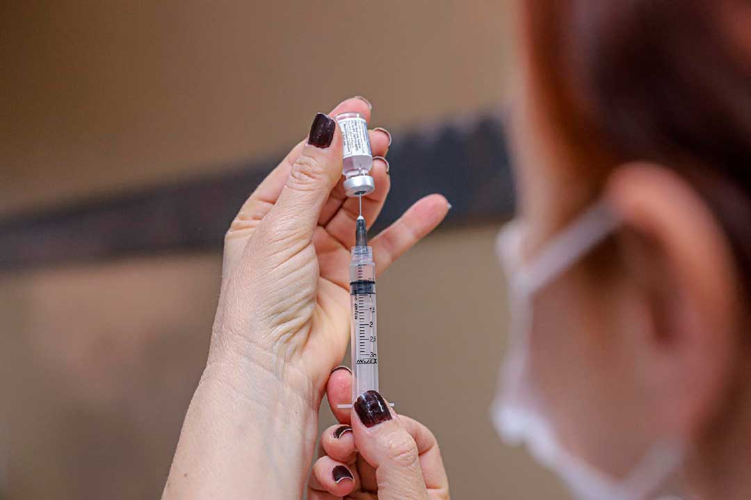Vacina contra Covid-19 está disponível nas unidades de saúde de Ribeirão Preto
