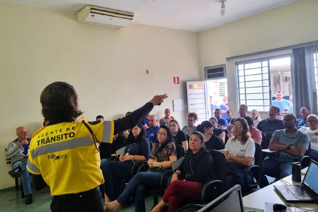 Maio Amarelo: servidores da Saerp participam de bate-papos sobre trânsito consciente