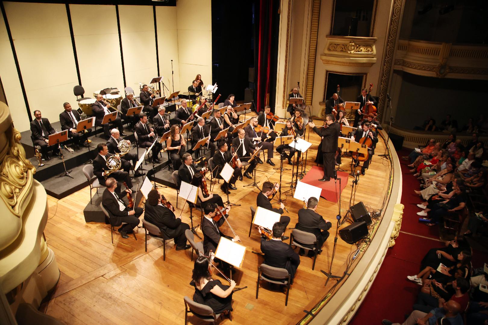 Orquestra Sinfônica de Ribeirão Preto faz concerto a céu aberto para celebrar os 168 anos da cidade