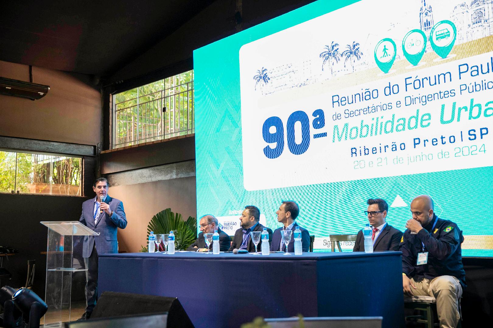 Ribeirão Preto é exemplo no Fórum Nacional de Mobilidade