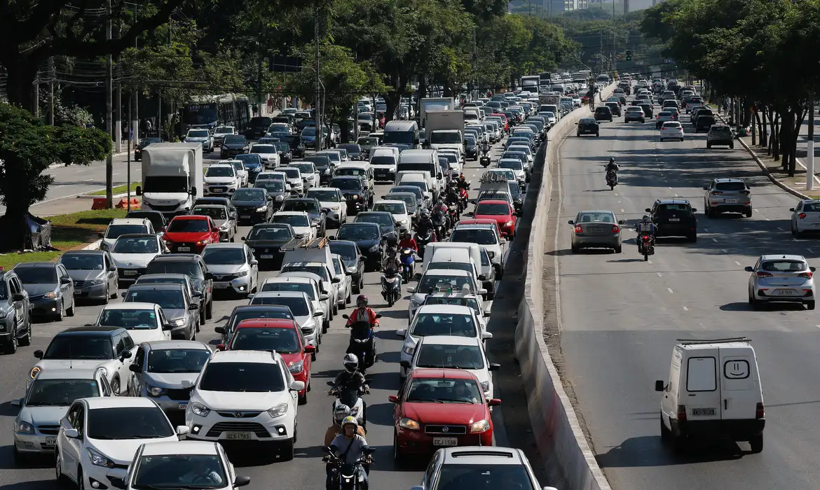 Mortes no trânsito no estado de São Paulo aumentam 23%