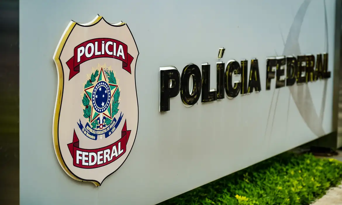 Hacker suspeito de invadir sistemas da Polícia Federal é preso