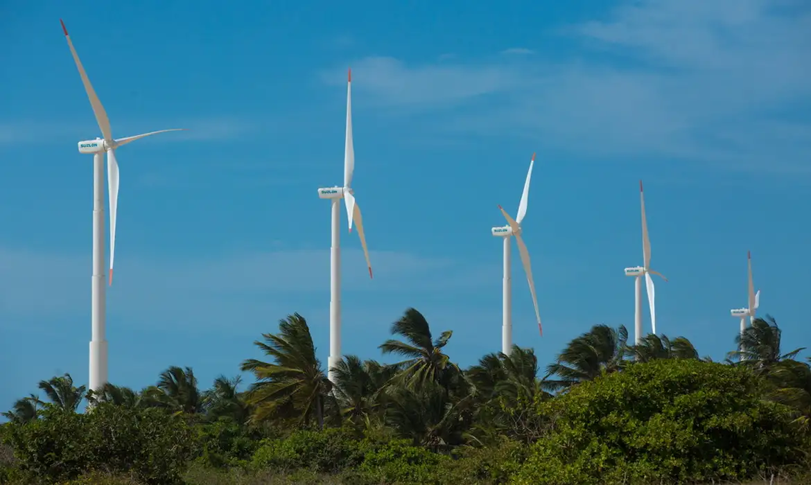 Brasil bate recorde de geração de energia eólica em novembro