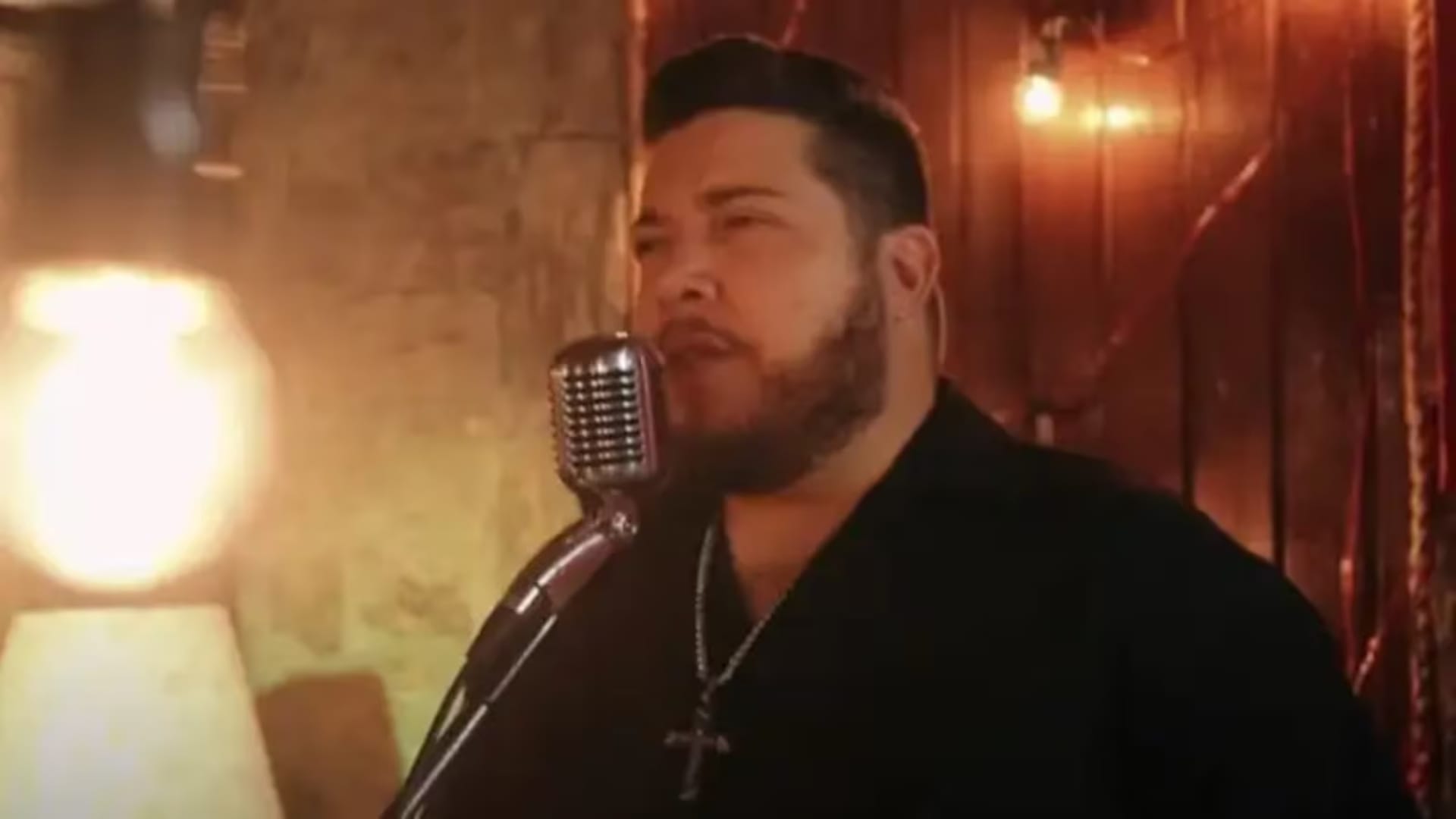 Parada cardíaca leva à morte do cantor sertanejo Rodolfo Favero