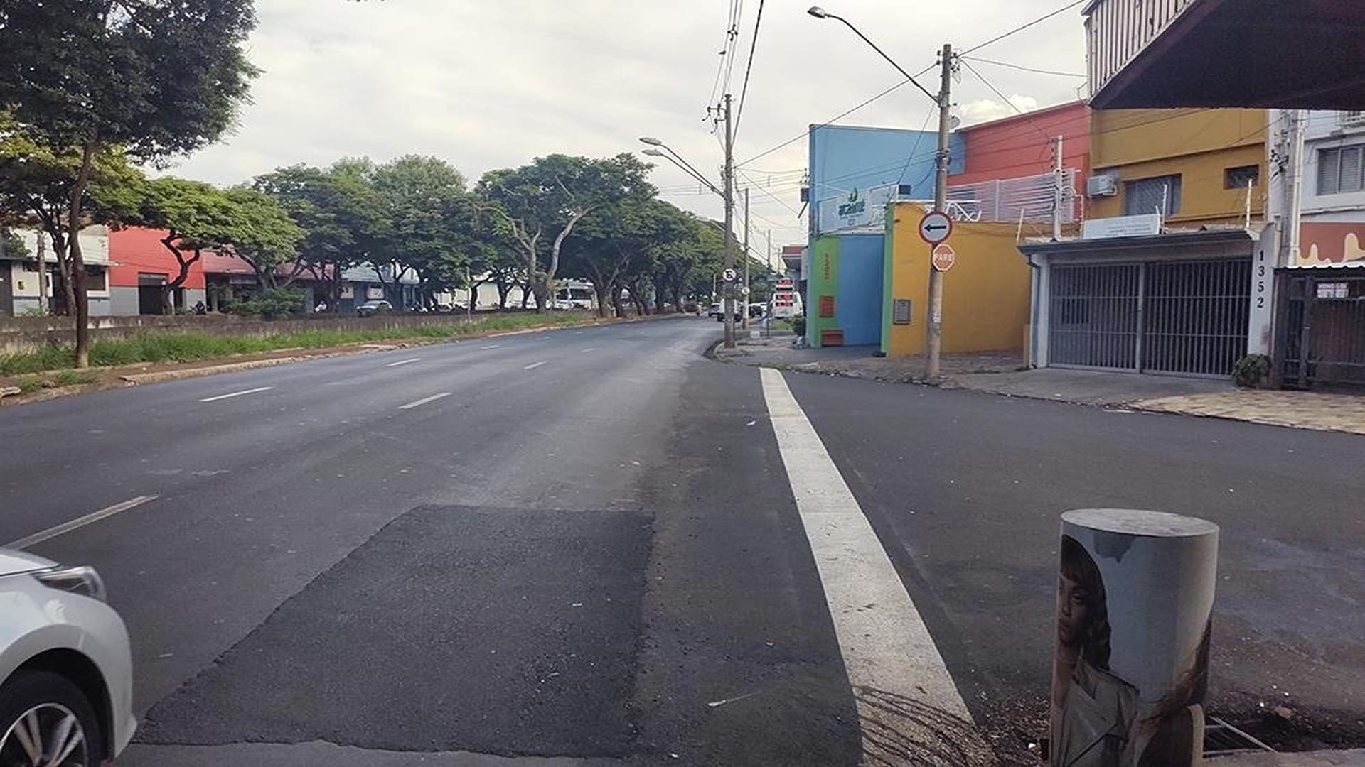 Trecho de rua do Centro retoma sentido de circulação