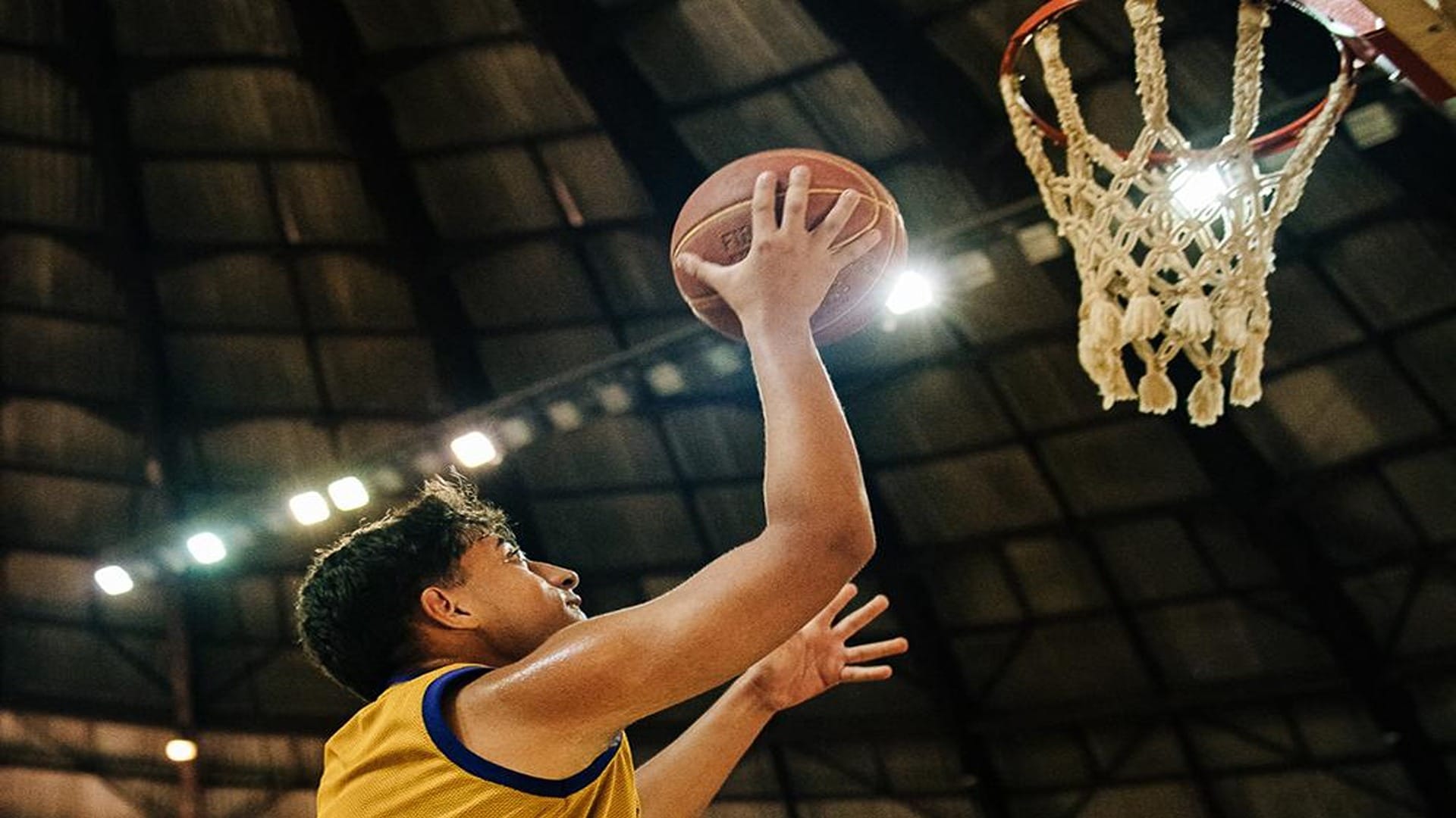 Secretaria de Esportes realiza seletiva para equipe de basquete masculino