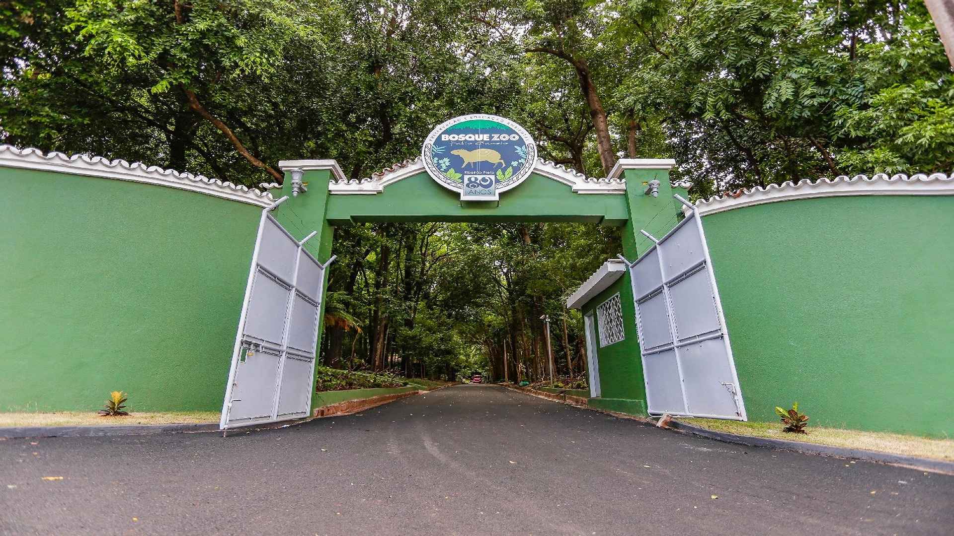 Bosque Zoológico reabre Meliponário