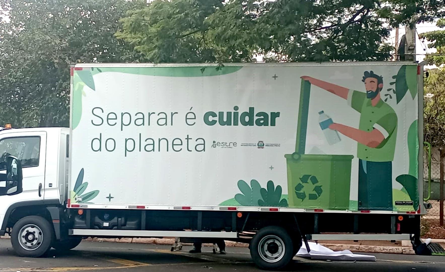 Espaços culturais de Ribeirão Preto adotam coleta seletiva com nova infraestrutura