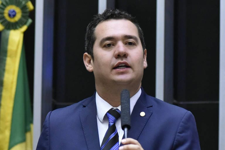 Prefeito de Ribeirão Preto retorna antecipadamente após suspensão da viagem a Israel