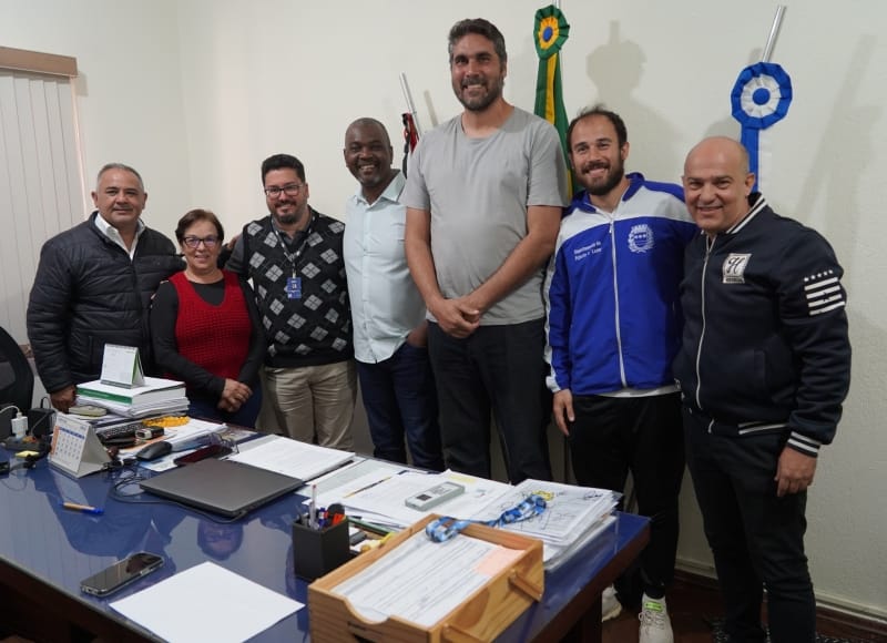 Assessores da Deputada Delegada Graciela visitam Prefeitura de Santa Rosa de Viterbo para fortalecer parcerias