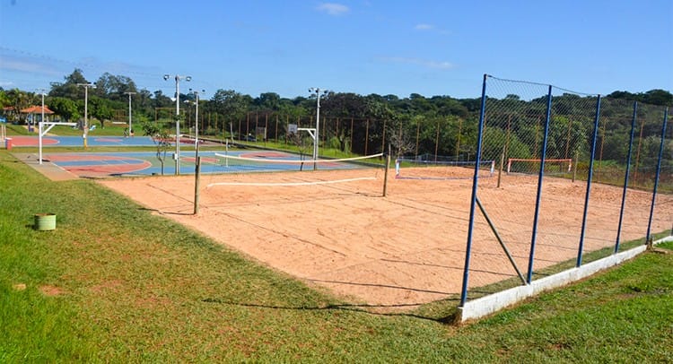 Projeto 'Família no Parque' promove lazer gratuito para crianças durante férias em Franca