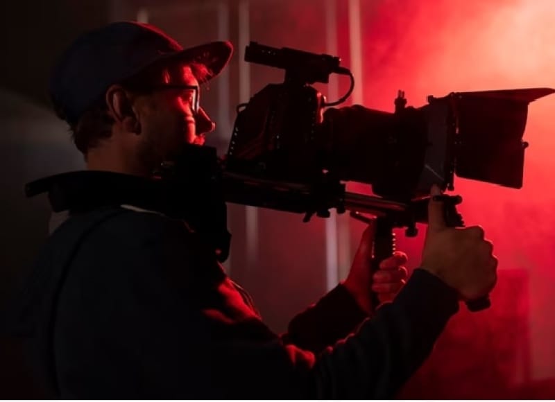 Santa Rosa de Viterbo recebe oficina gratuita sobre a evolução dos videoclipes