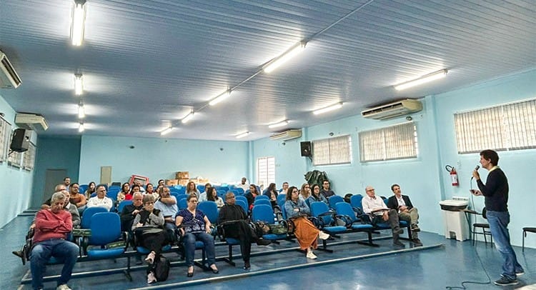 Secretaria de Saúde realiza treinamento para atualização de médicos e enfermeiros em Franca