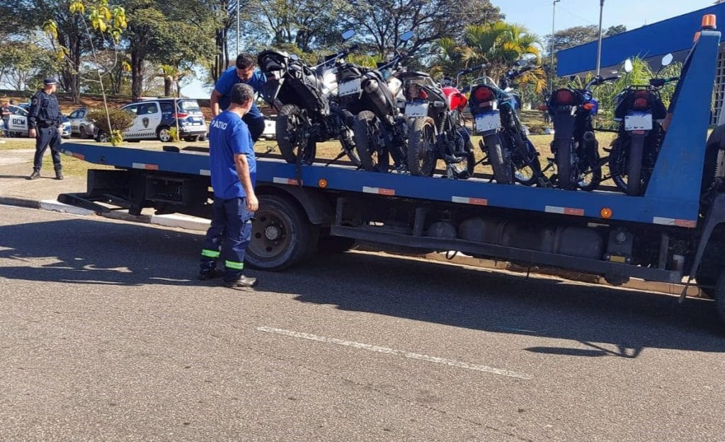 Guarda Civil apreende quatro motos após denúncias de manobras perigosas em Bonfim Paulista