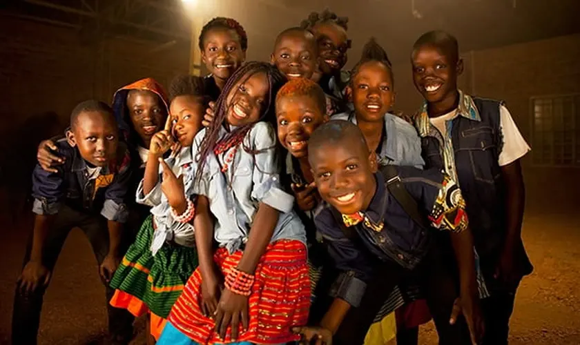 Coral infantil de Uganda faz três apresentações gratuitas em igrejas de Ribeirão Preto