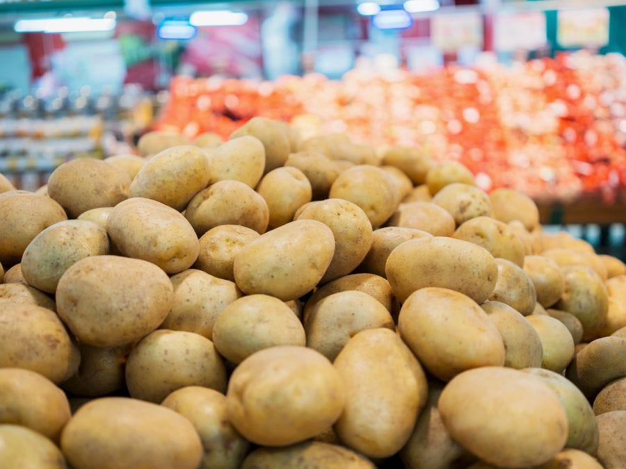 Cesta básica tem recuo em agosto em Ribeirão Preto; batata e feijão puxaram queda