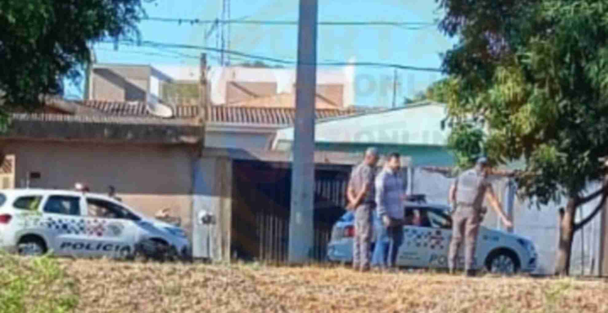 Homem é encontrado morto no quintal de casa em Serrana