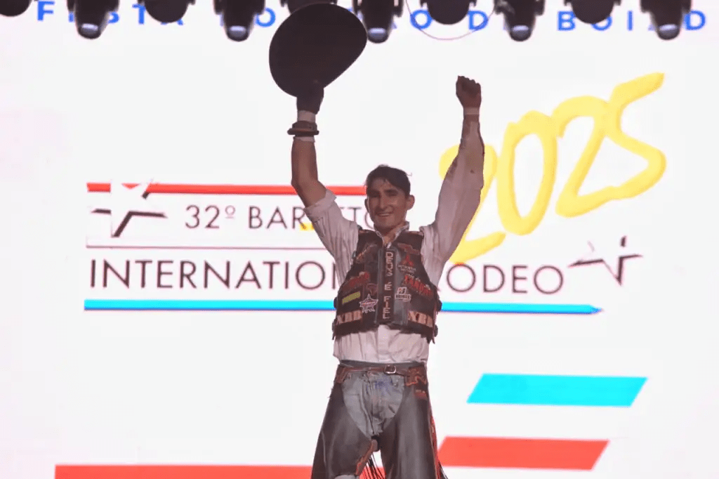 Peão de Sales domina final e vence Rodeio Internacional de Barretos; evento premiou campeões em oito modalidades