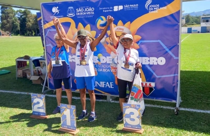 Aos 94 anos, moradora de Batatais conquista ouro nos Jomi e emociona na pista