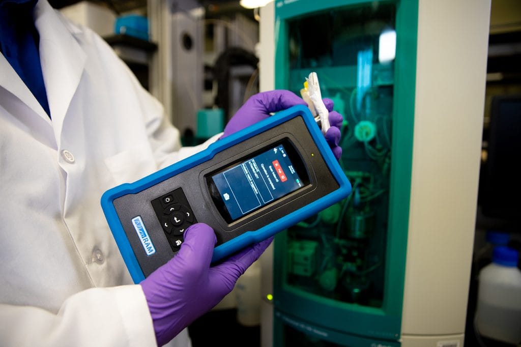 Pesquisadores de Ribeirão Preto recrutam voluntários para estudo que usa espectroscopia Raman em sangue