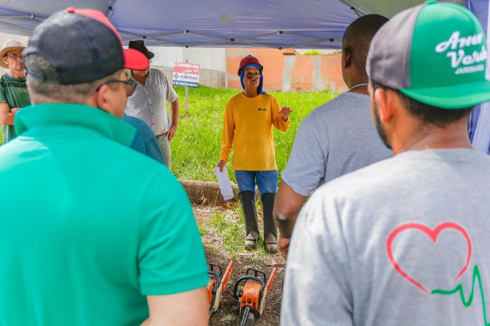 Ribeirão Preto abre lista de espera para curso gratuito de poda de árvores