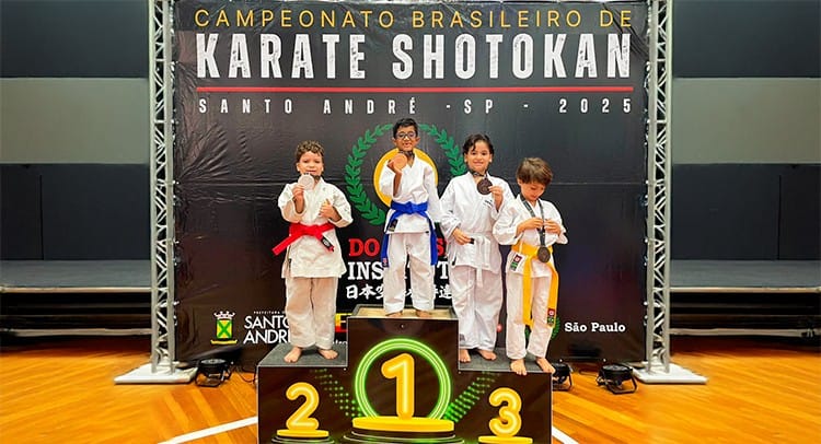 Karatecas de Franca lideram o Brasileiro e somam 47 pódios em Santo André