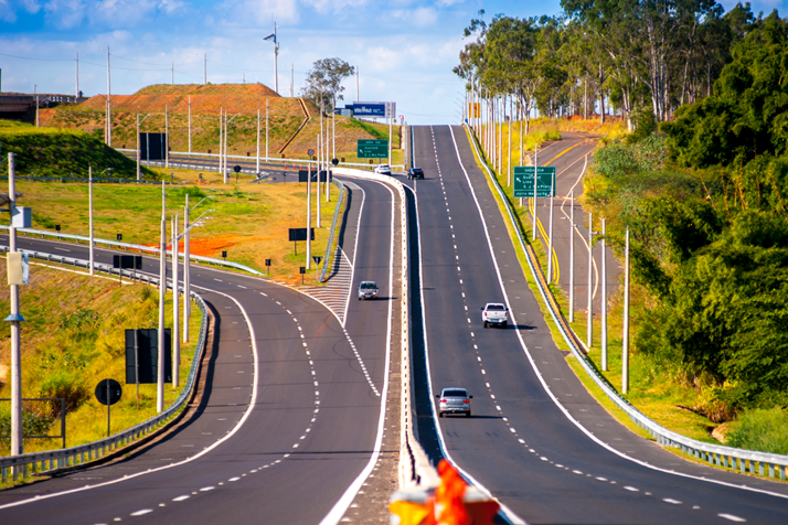 Entrevias monta operação especial para feriado da Consciência Negra nas rodovias da região