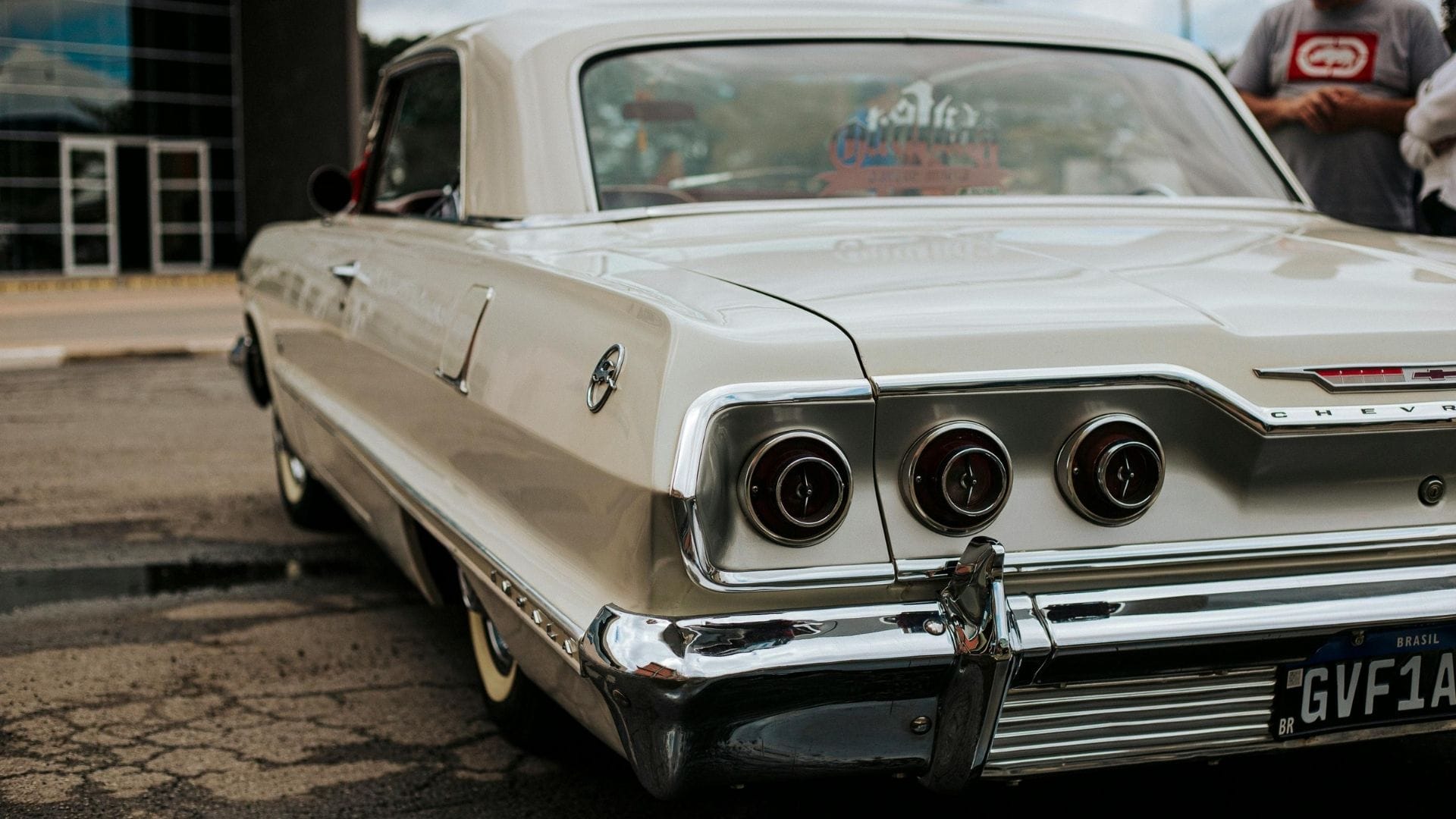 Leilão de carros antigos volta à região com raridades e exibição no Santa Maria Outlet