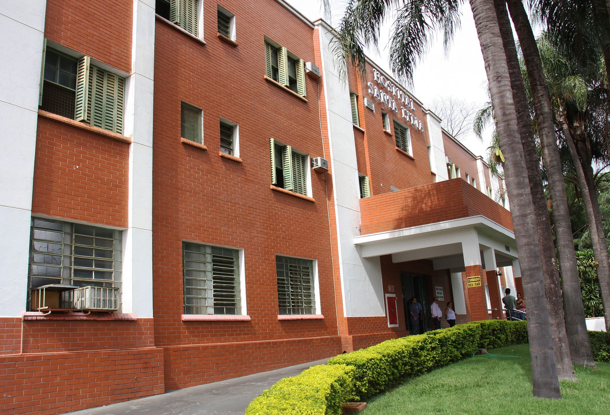 Fundação Hospital Santa Lydia abre 20 vagas com salários de até R$ 10,9 mil; inscrições vão até 19/11