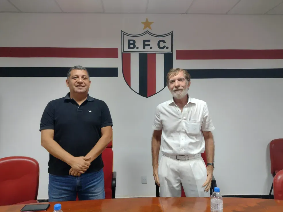 Botafogo de Ribeirão realiza eleição presidencial nesta segunda-feira; atual presidente fica inelegível