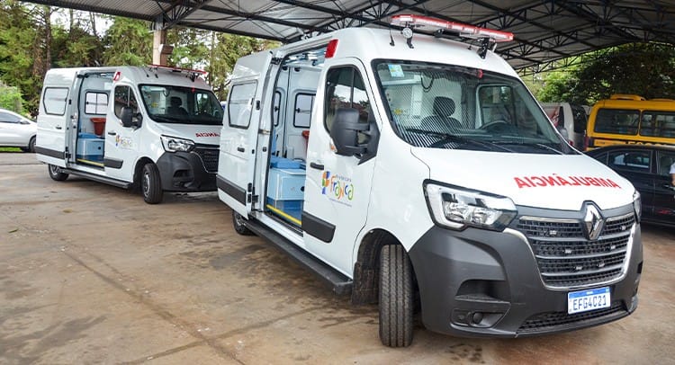 Franca recebe duas novas ambulâncias de UTI para reforçar remoções hospitalares