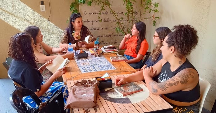 Livraria de Ribeirão Preto anuncia programação de clubes de leitura para janeiro de 2026