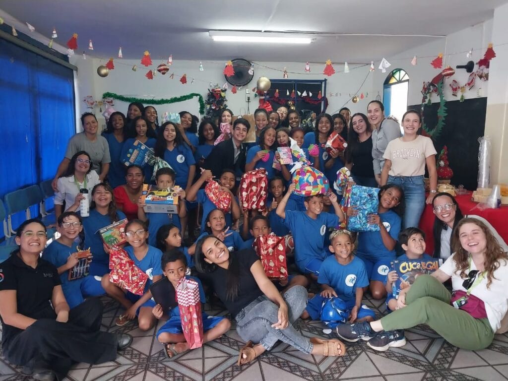 Campanha de Natal da Estre dobra doações e deve alcançar cerca de 1,6 mil pessoas na região