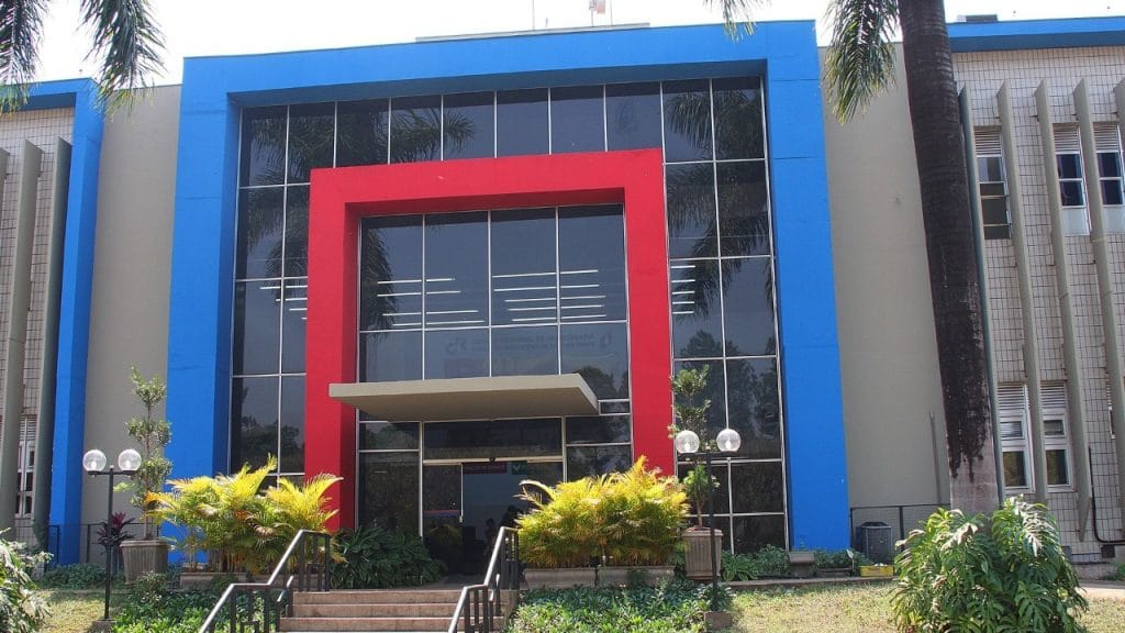 Hemocentros de Ribeirão Preto ajustam horários de fim de ano e pedem doações antes do feriado