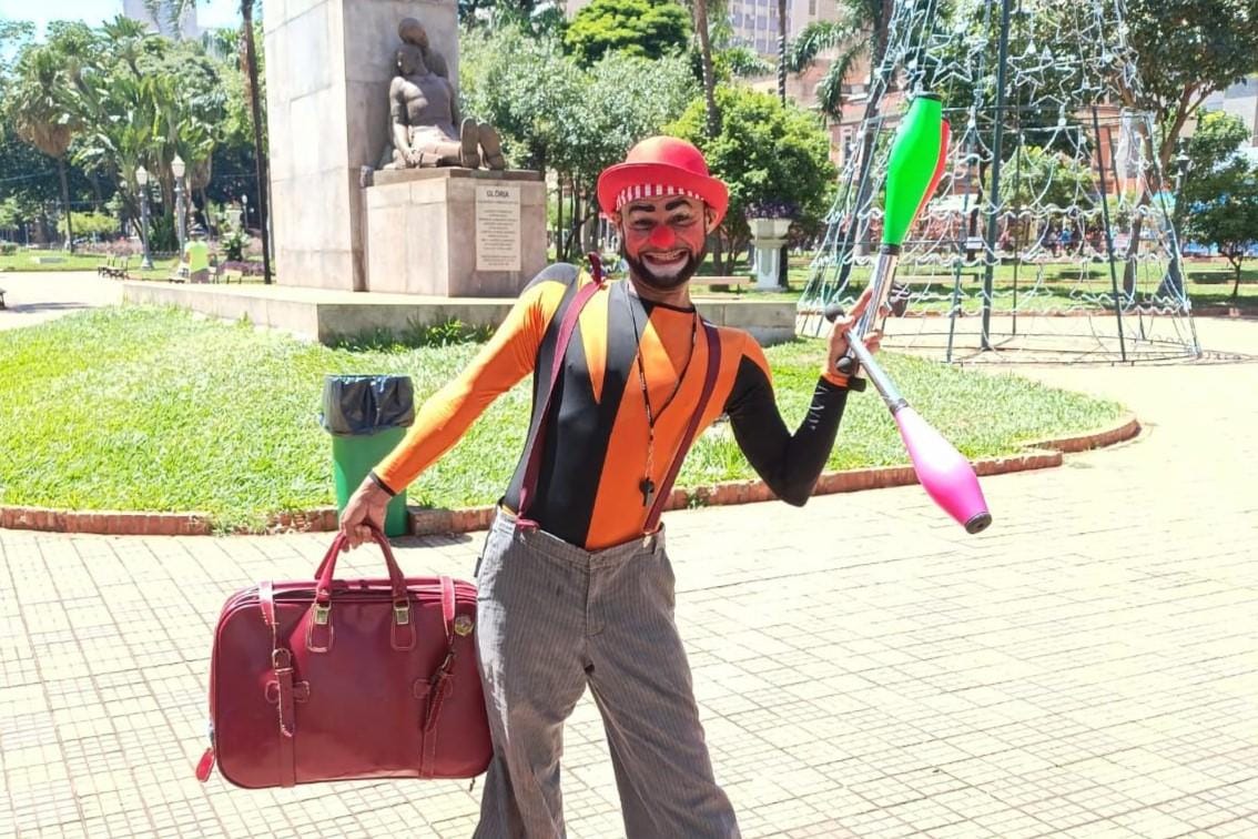 Cultura em Movimento leva circo, poesia e feira da diversidade ao Pico do Mirante neste sábado