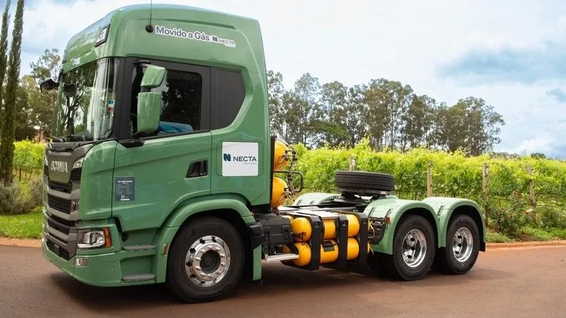 Necta entrega primeiro Prêmio Movimento Verde e destaca avanço dos caminhões a gás na região