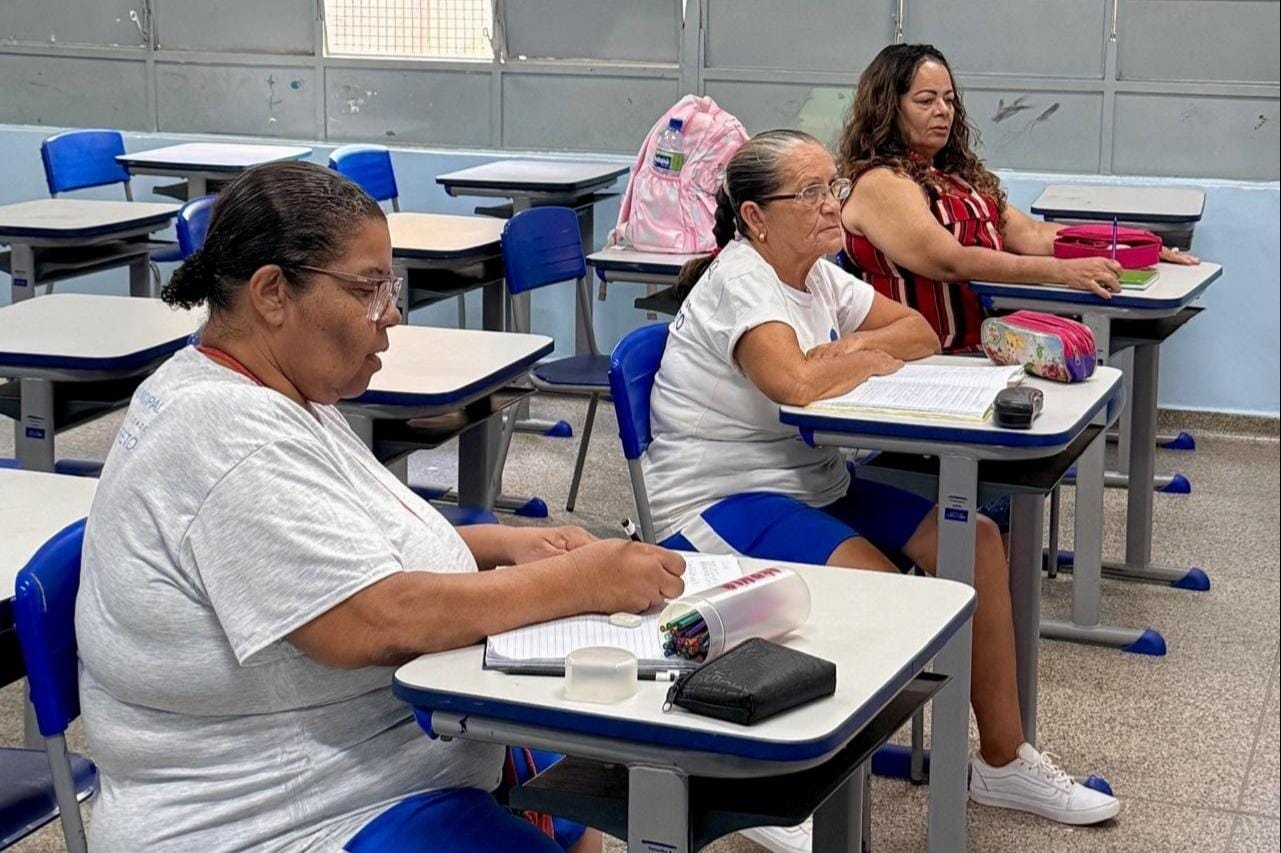 Ribeirão Preto abre matrículas para EJA 2026; vagas aceitas durante todo o ano
