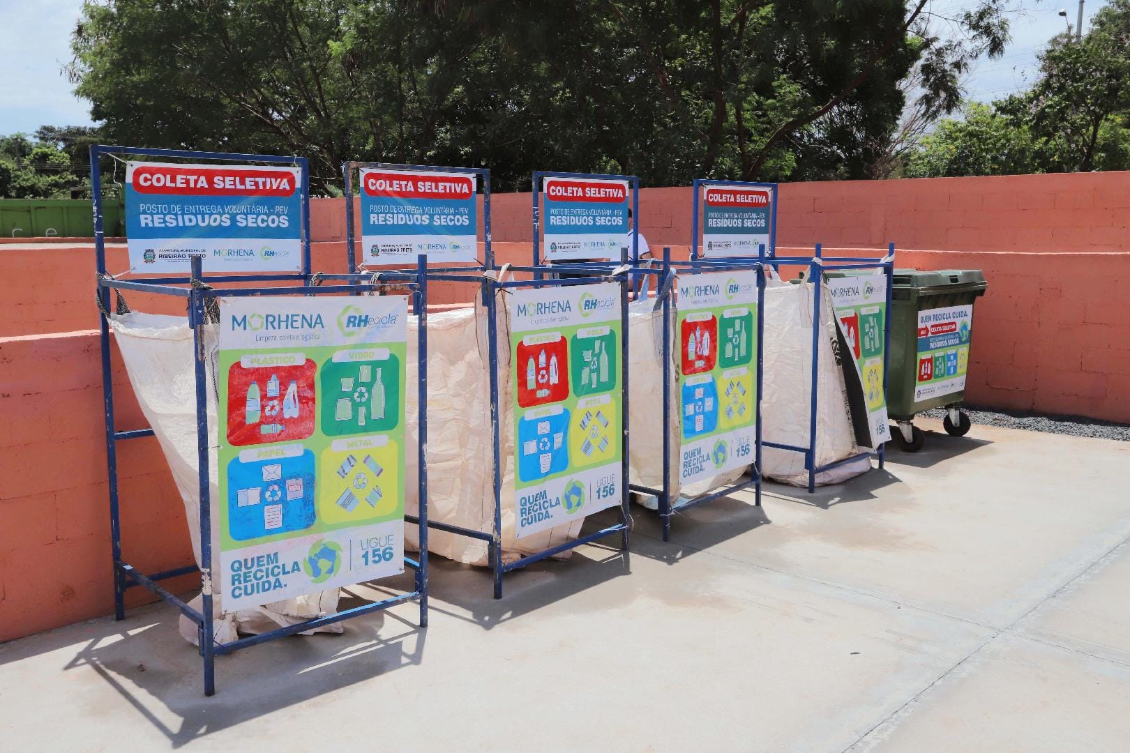 Ribeirão Preto amplia serviços dos ecopontos e passa a receber lâmpadas e gesso a partir de 2 de fevereiro