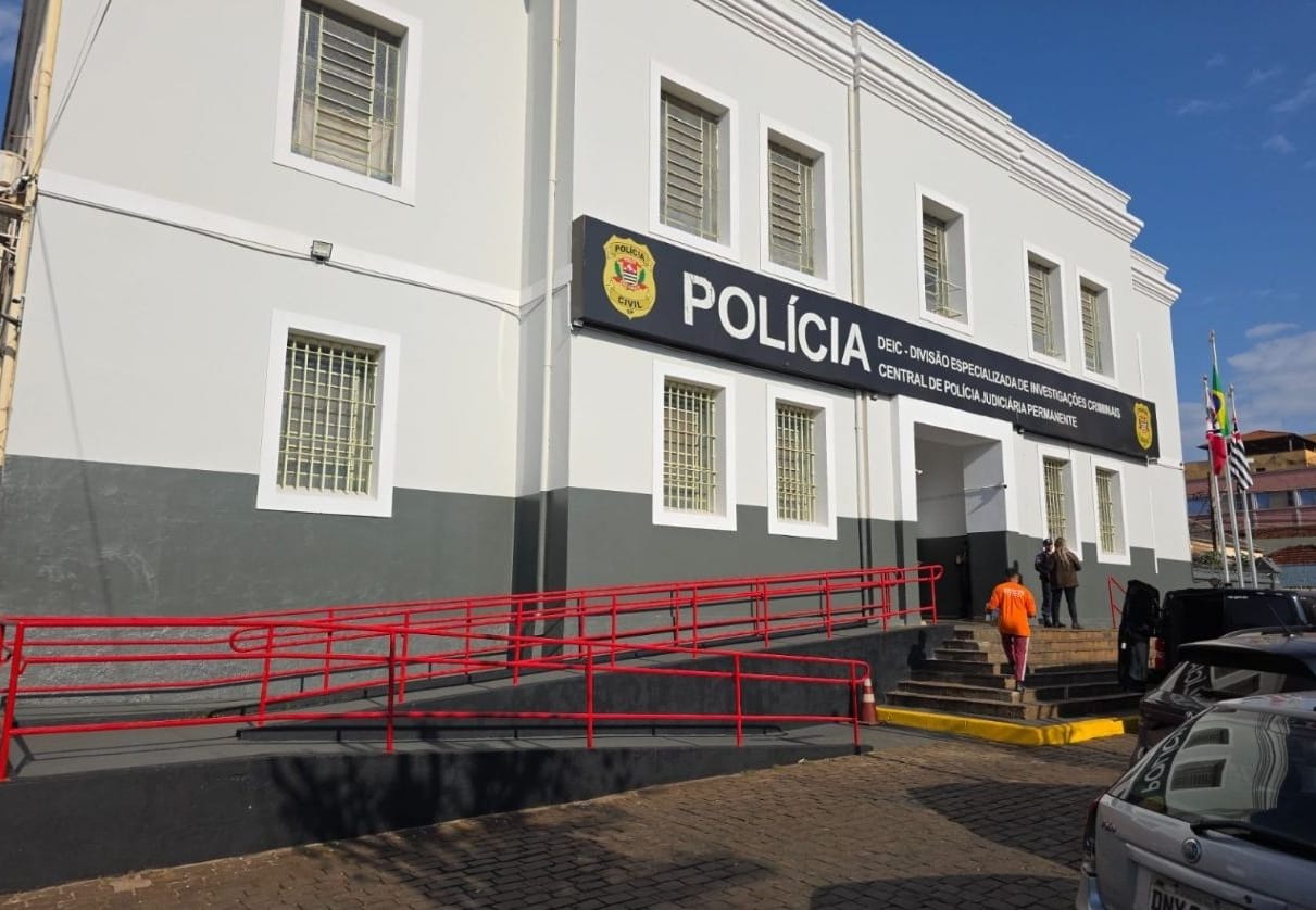 Homem é detido após ser surpreendido em vestiário de empresa na zona Norte de Ribeirão Preto