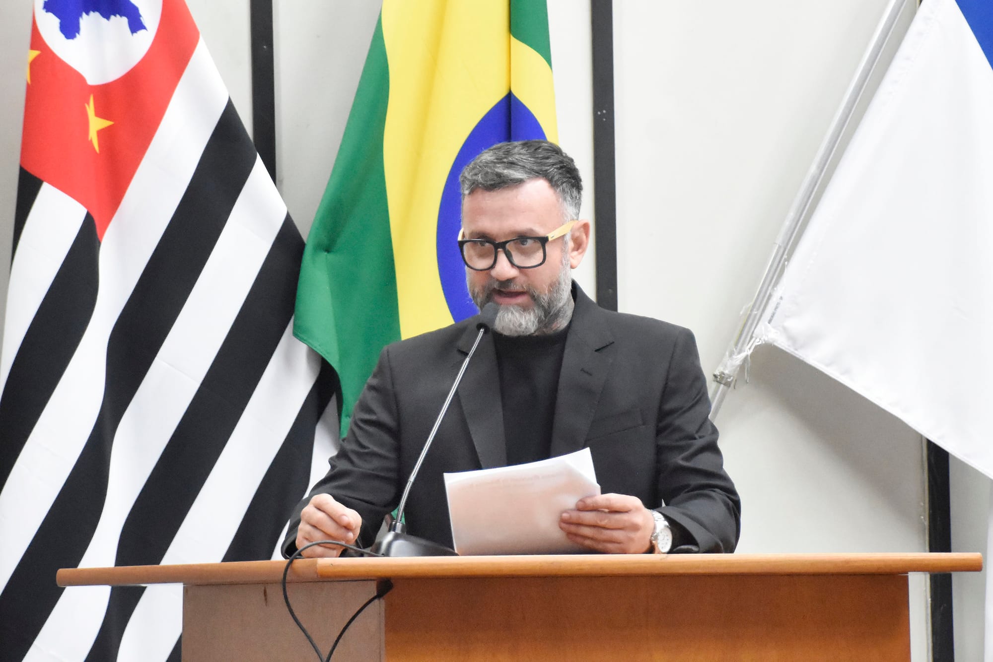 Vereador Junin Dêdê apresenta sobre poda e corte de árvores em Ribeirão Preto
