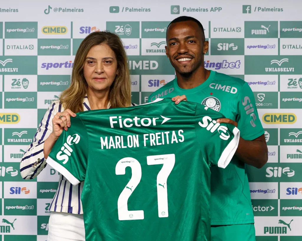 Marlon Freitas é apresentado pelo Palmeiras e pede desculpas por gesto polêmico ao Botafogo