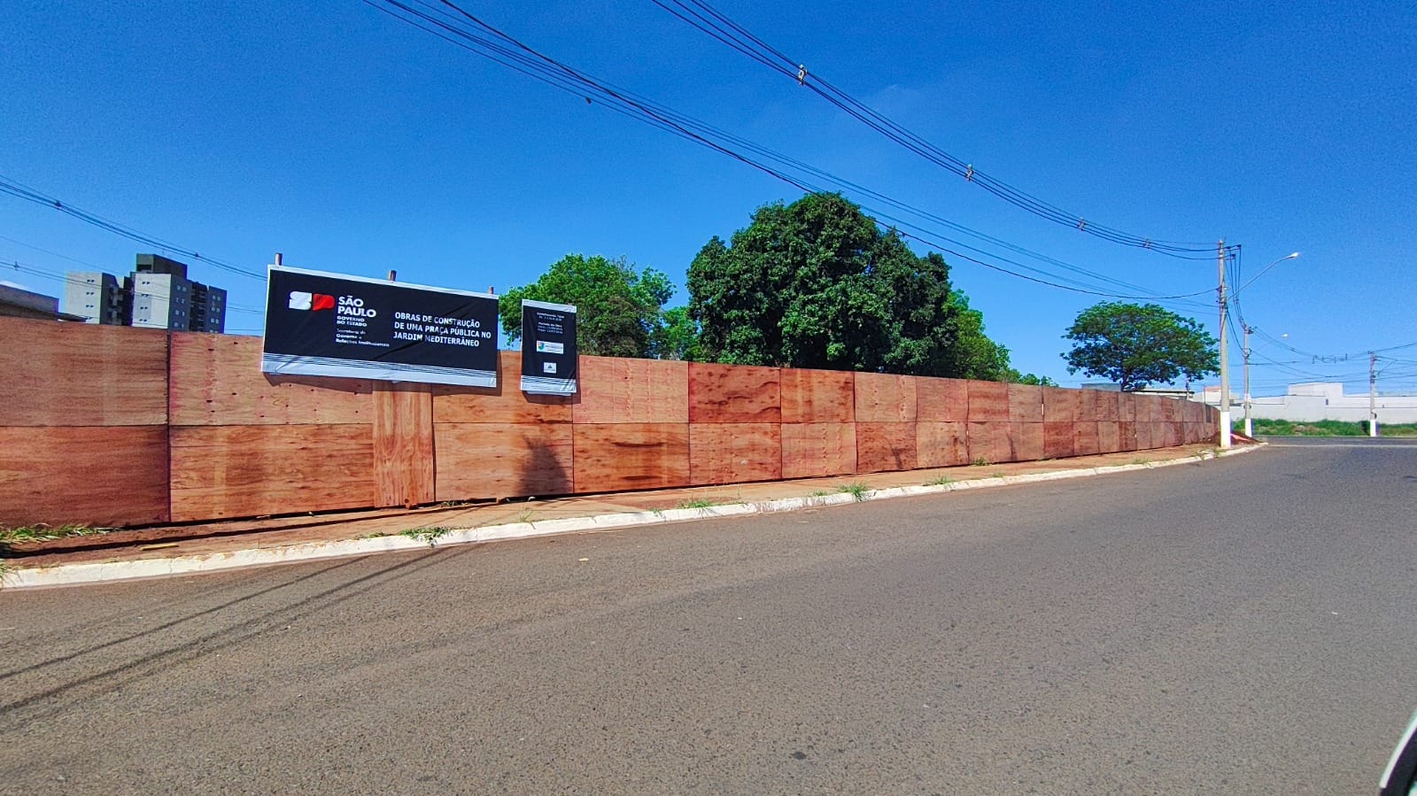 Sertãozinho inicia construção de nova praça no Jardim Mediterrâneo com investimento estadual