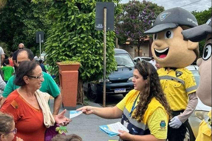 RP Mobi retoma programa educativo e leva orientações de trânsito a 134 pessoas em escola do Jardim Procópio