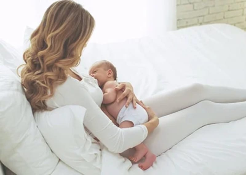 Bebê de 1 mês morre após mãe adormecer sobre o corpo em Araraquara