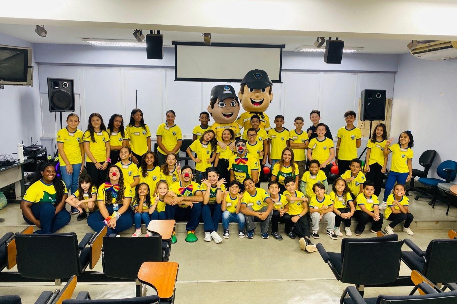 Projeto Agente Mirim de Trânsito estreia com 80 crianças em Ribeirão Preto