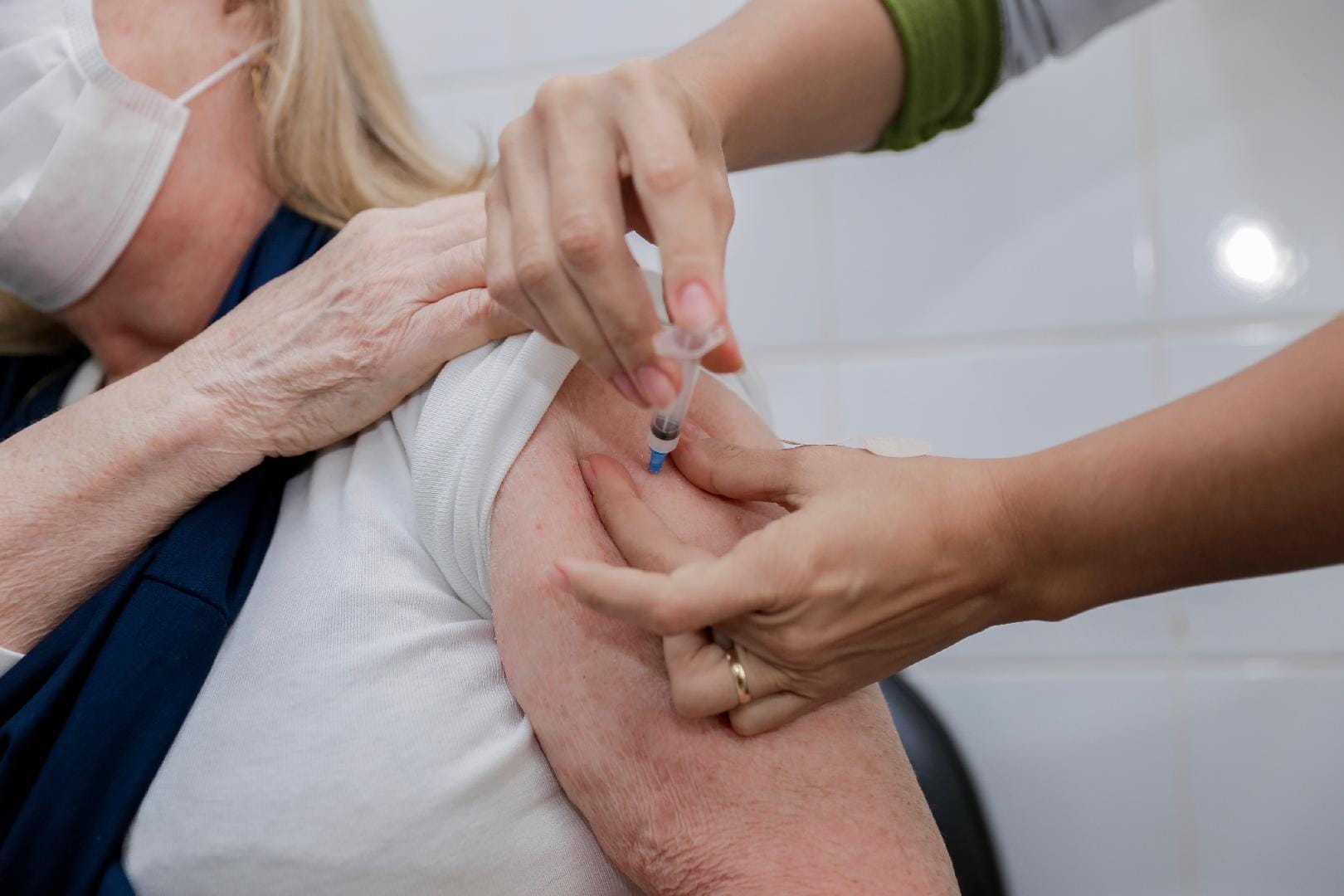 Ribeirão Preto realiza Dia D da campanha contra a gripe no sábado com 16 postos abertos