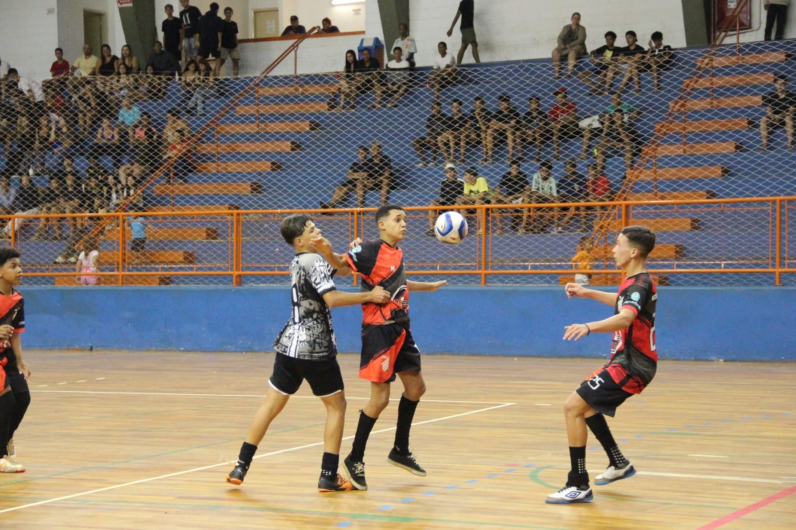 Sertãozinho terá semana de futsal com partidas dos Jogos Abertos da Juventude e do Paulista Sul-Minas