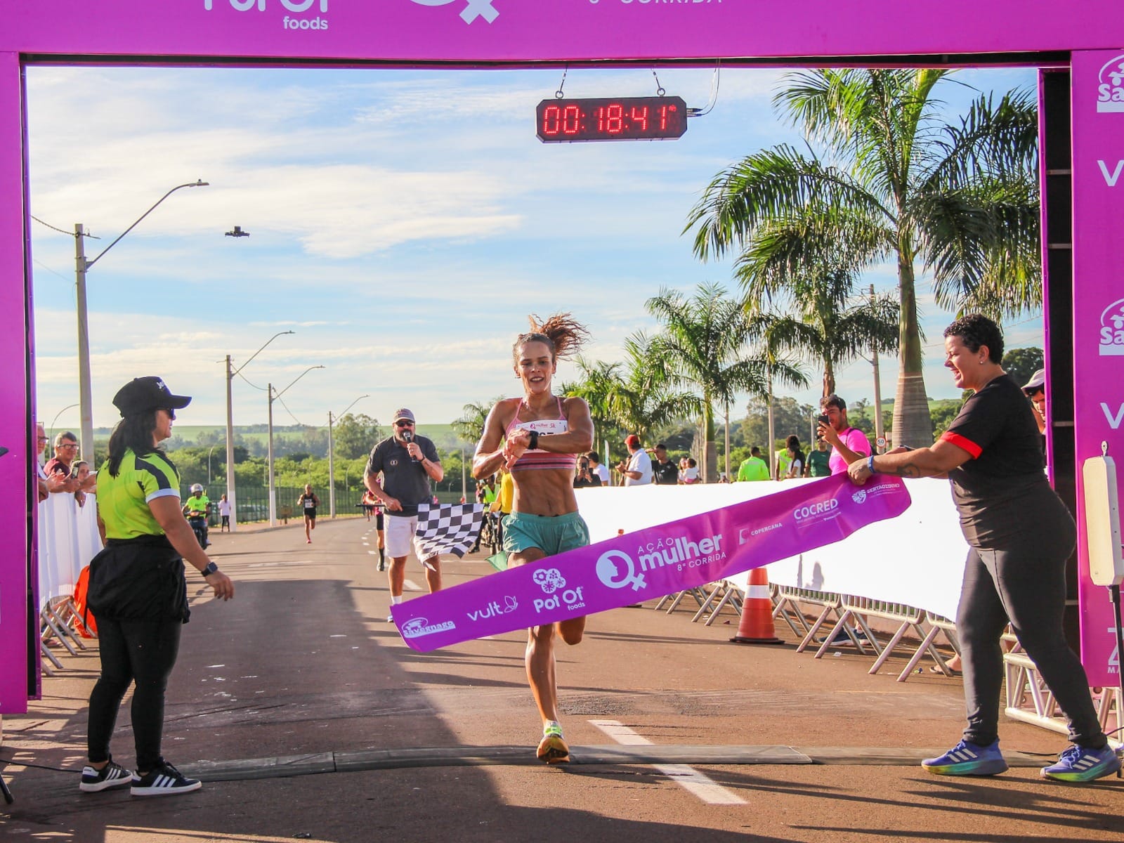 Retomada da Corrida Ação Mulher reúne mais de 1.300 participantes em Sertãozinho